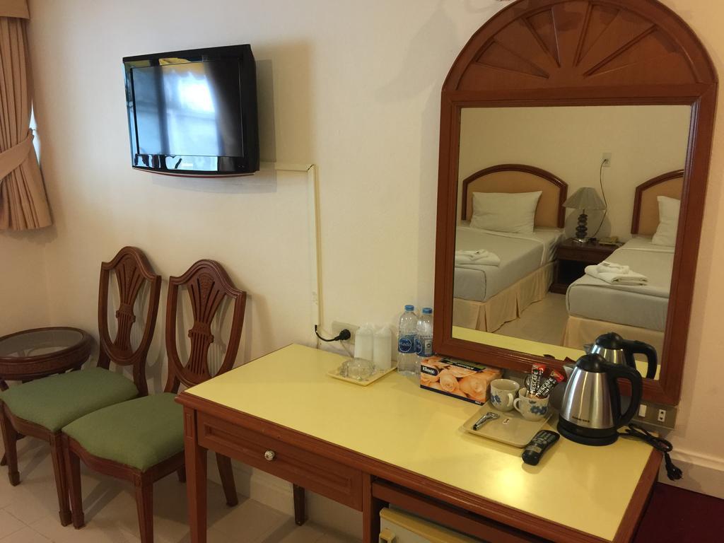 Smile Inn Patong Экстерьер фото