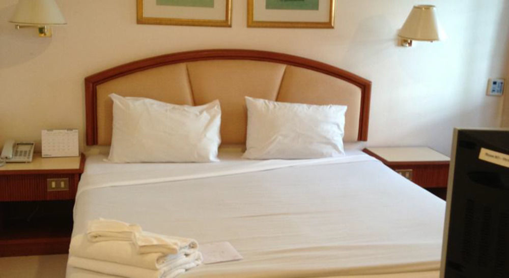 Smile Inn Patong Экстерьер фото
