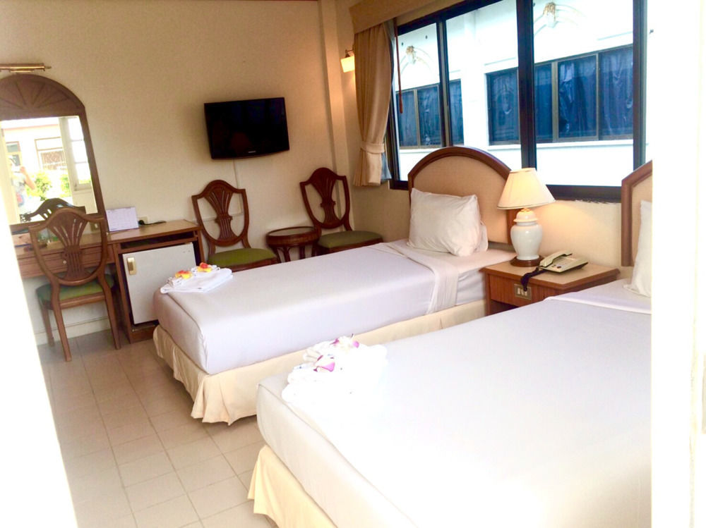 Smile Inn Patong Экстерьер фото